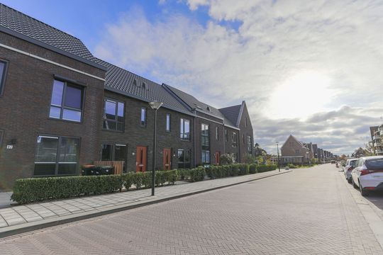 Corry van Kleefstraat 81, Blokker foto-48