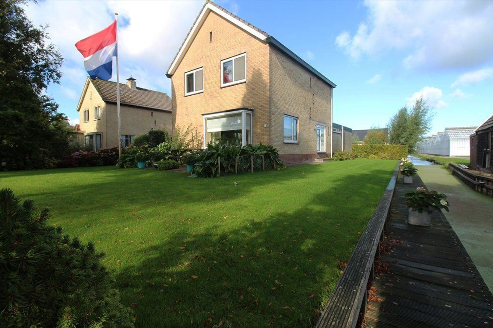Zwaagdijk 62