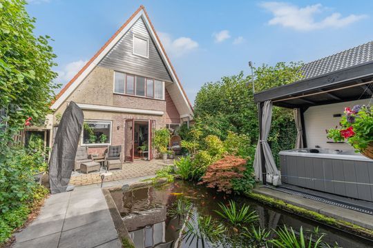 Tuinstraat 24, Zwaagdijk-Oost foto-0