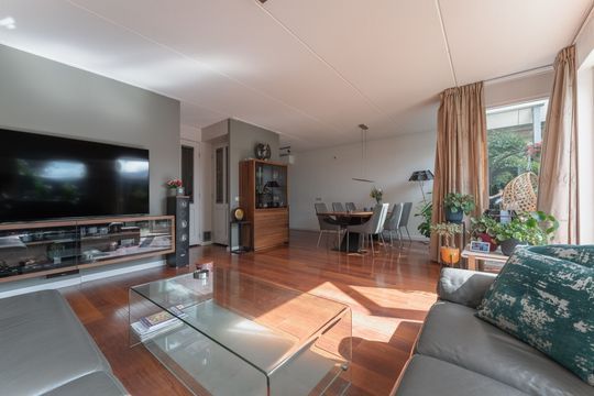 Tuinstraat 24, Zwaagdijk-Oost foto-13