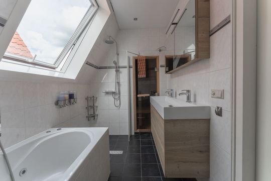 Tuinstraat 24, Zwaagdijk-Oost foto-32