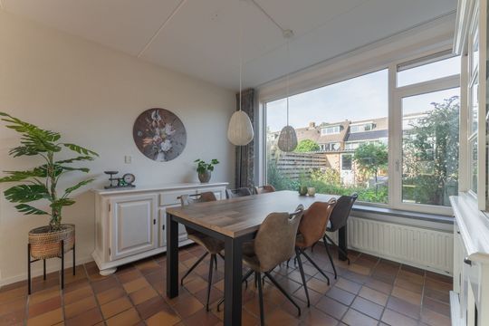 Uitlaat 42, Grootebroek foto-13