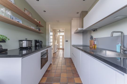 Uitlaat 42, Grootebroek foto-19