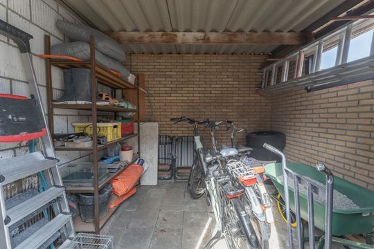 Uitlaat 42, Grootebroek foto-42