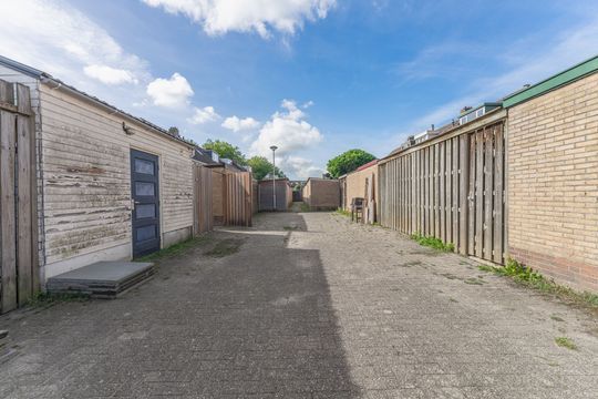 Uitlaat 42, Grootebroek foto-45