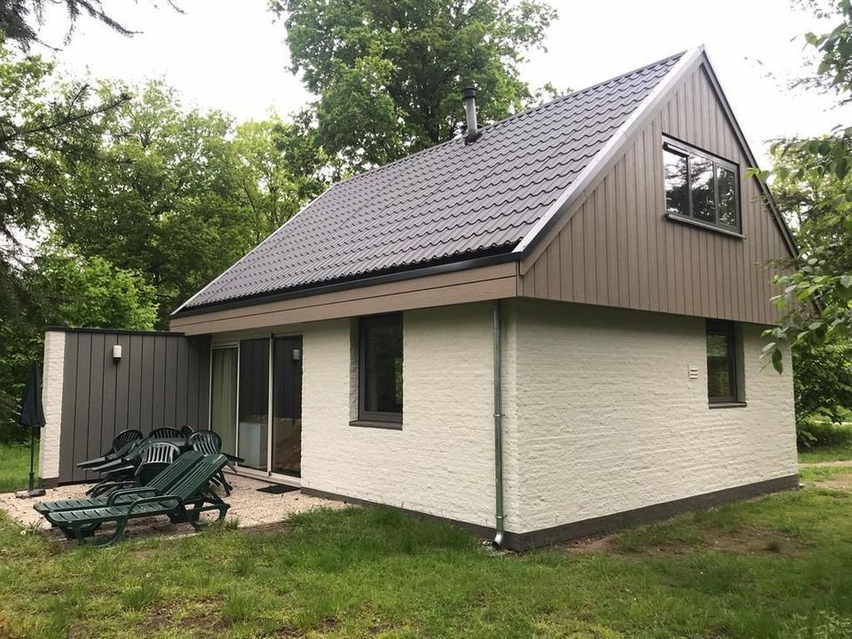 Peelheideweg 25 747, America