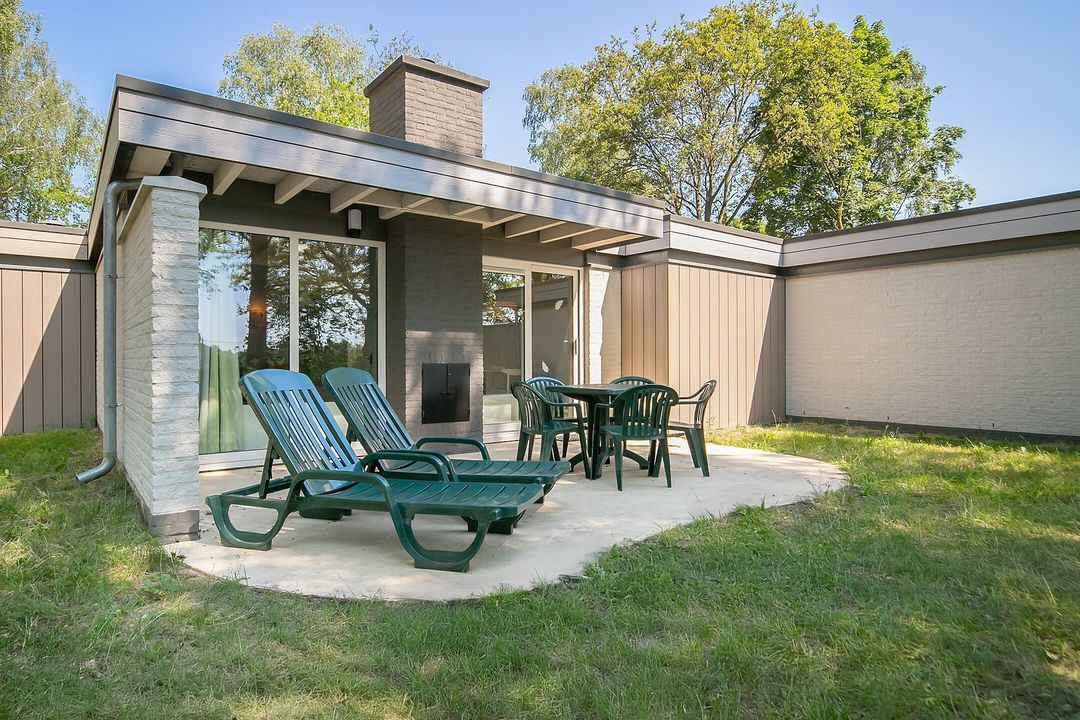 Peelheideweg 25 624, America