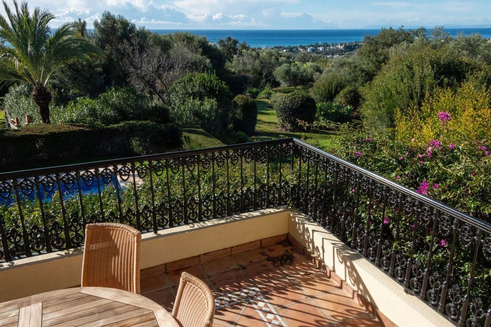 El Rosario, Vrijstaande woning EUR 3.500.000 foto-0