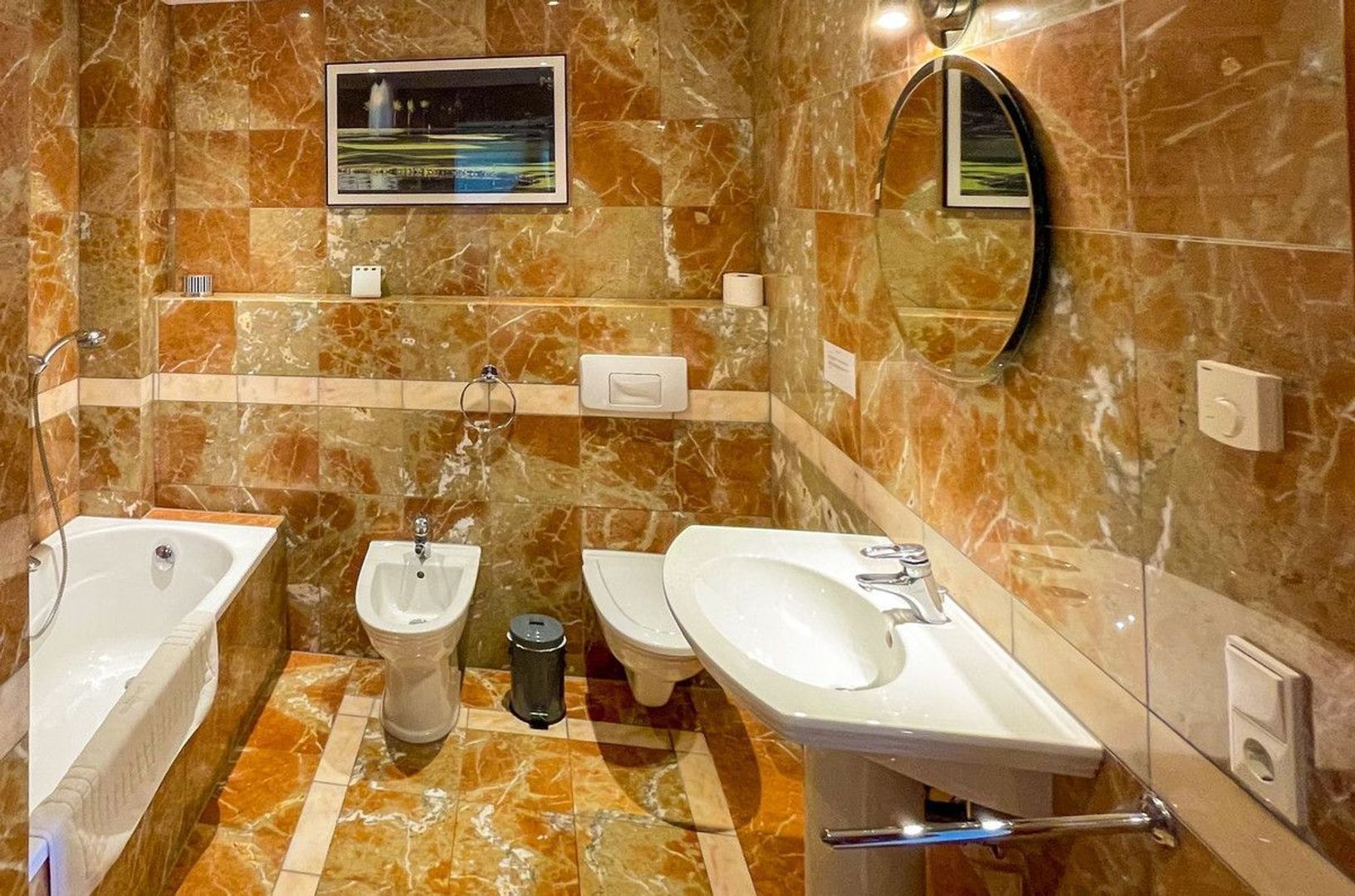 El Rosario, Vrijstaande woning EUR 3.500.000 foto-14