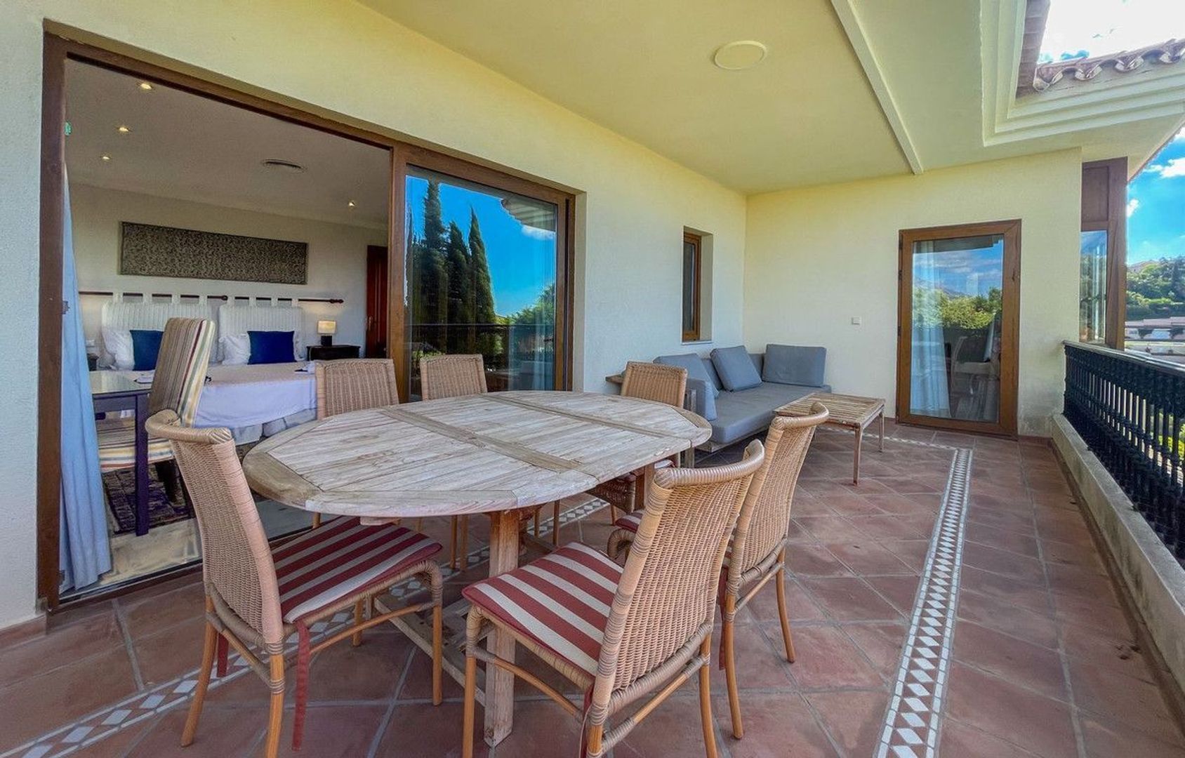 El Rosario, Vrijstaande woning EUR 3.500.000 foto-24