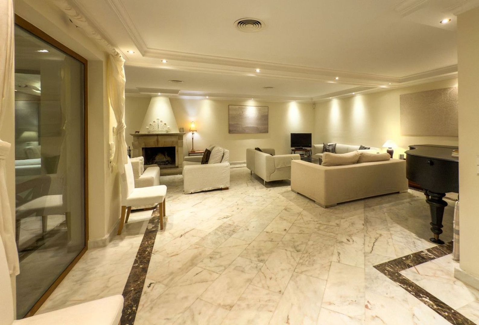 El Rosario, Vrijstaande woning EUR 3.500.000 foto-2