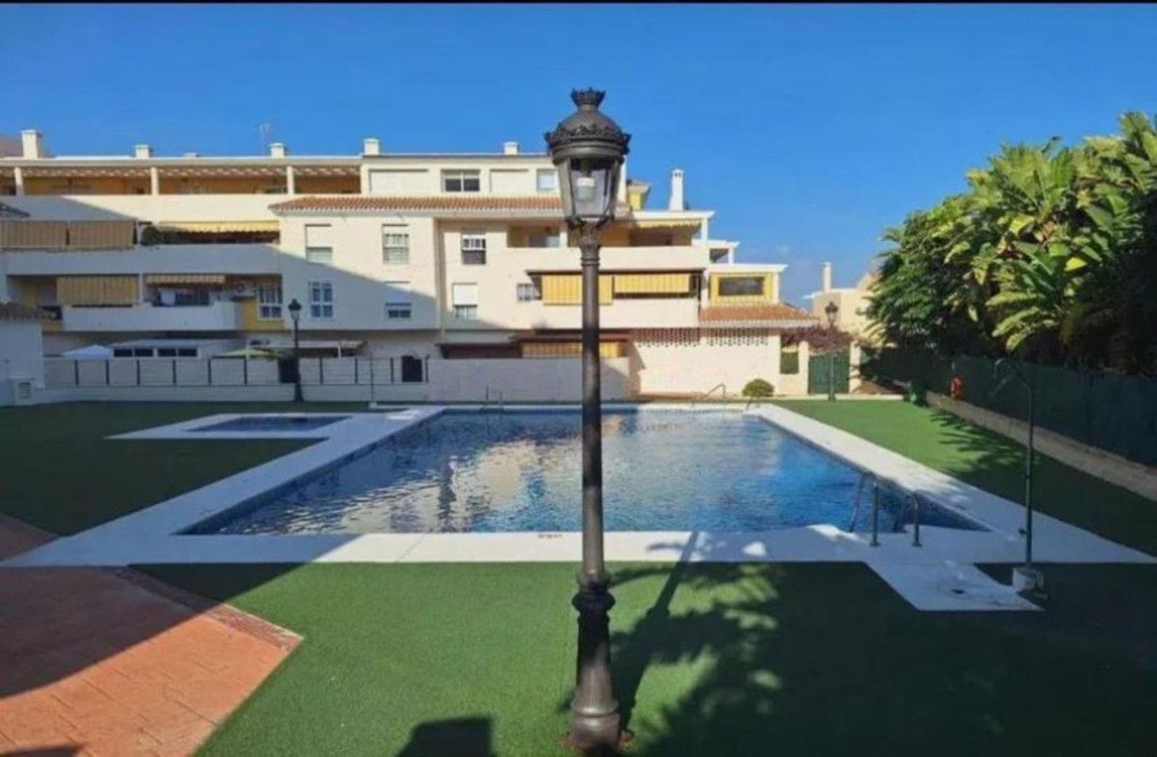 Estepona, Appartement EUR 365.000 foto-7