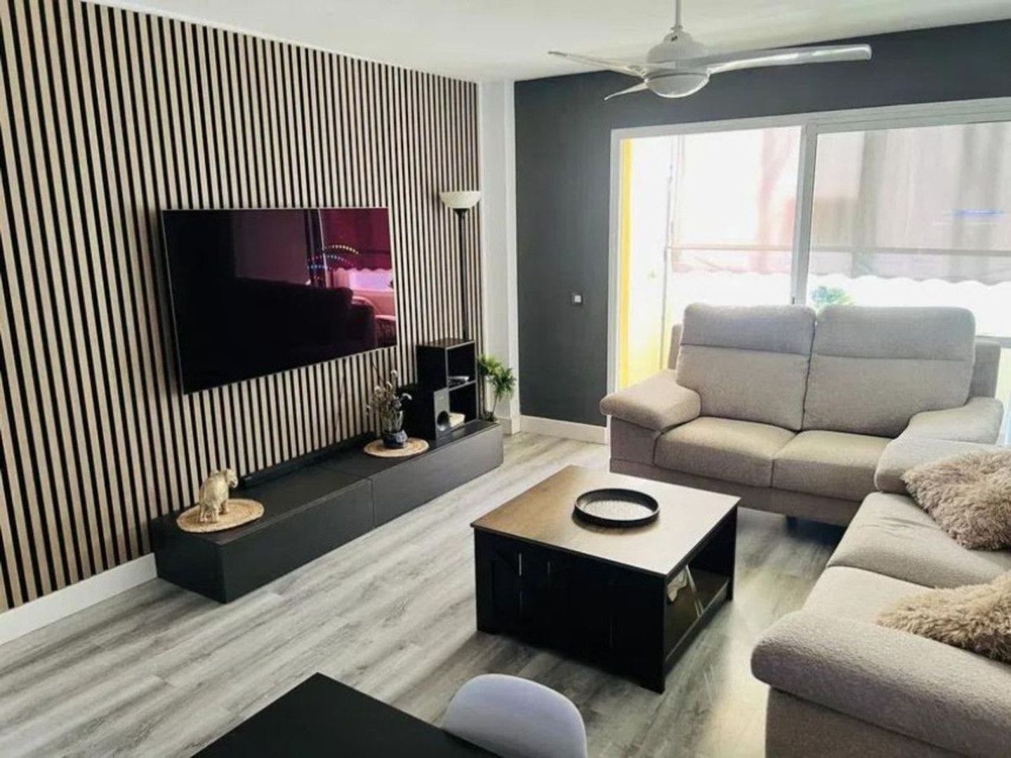 Estepona, Appartement EUR 365.000 foto-0