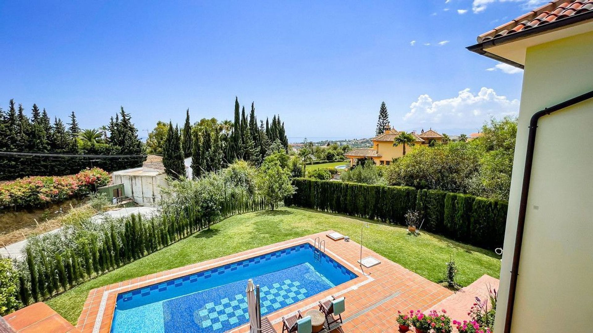 El Rosario, Vrijstaande woning EUR 2.490.000 foto-25