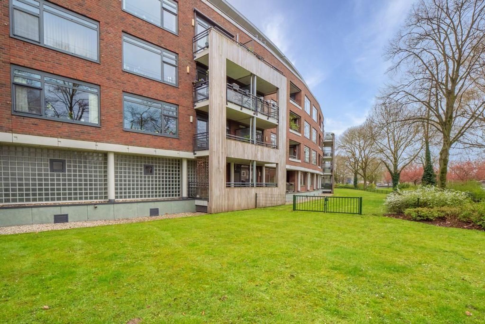 Hendrika van Tussenbroeklaan 2, Utrecht foto-1