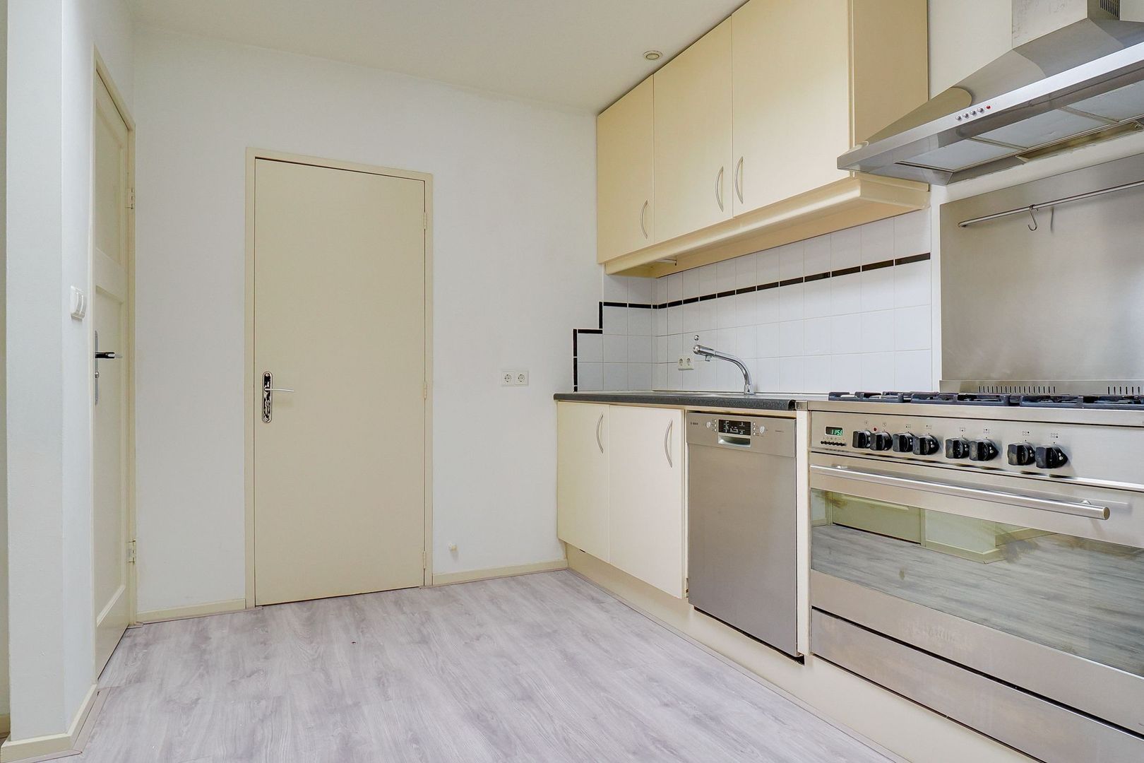 Van der Helststraat 10, Utrecht foto-12