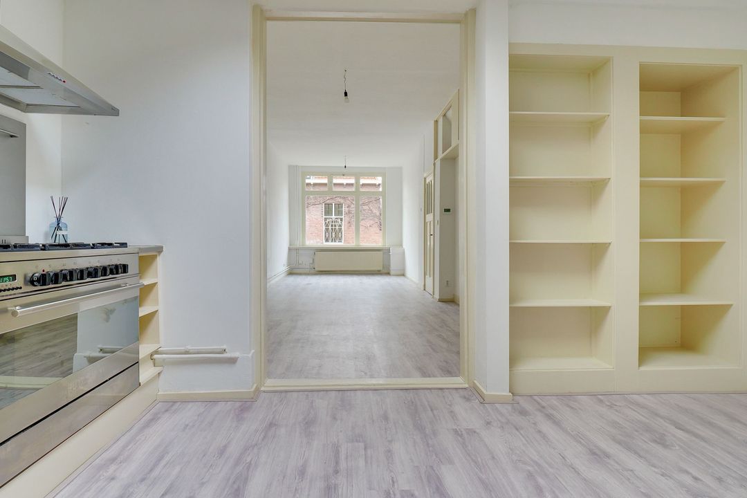 Van der Helststraat 10, Utrecht foto-2