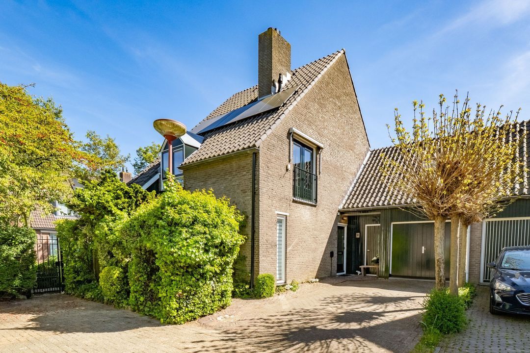 Balladehof 8, Nieuwegein