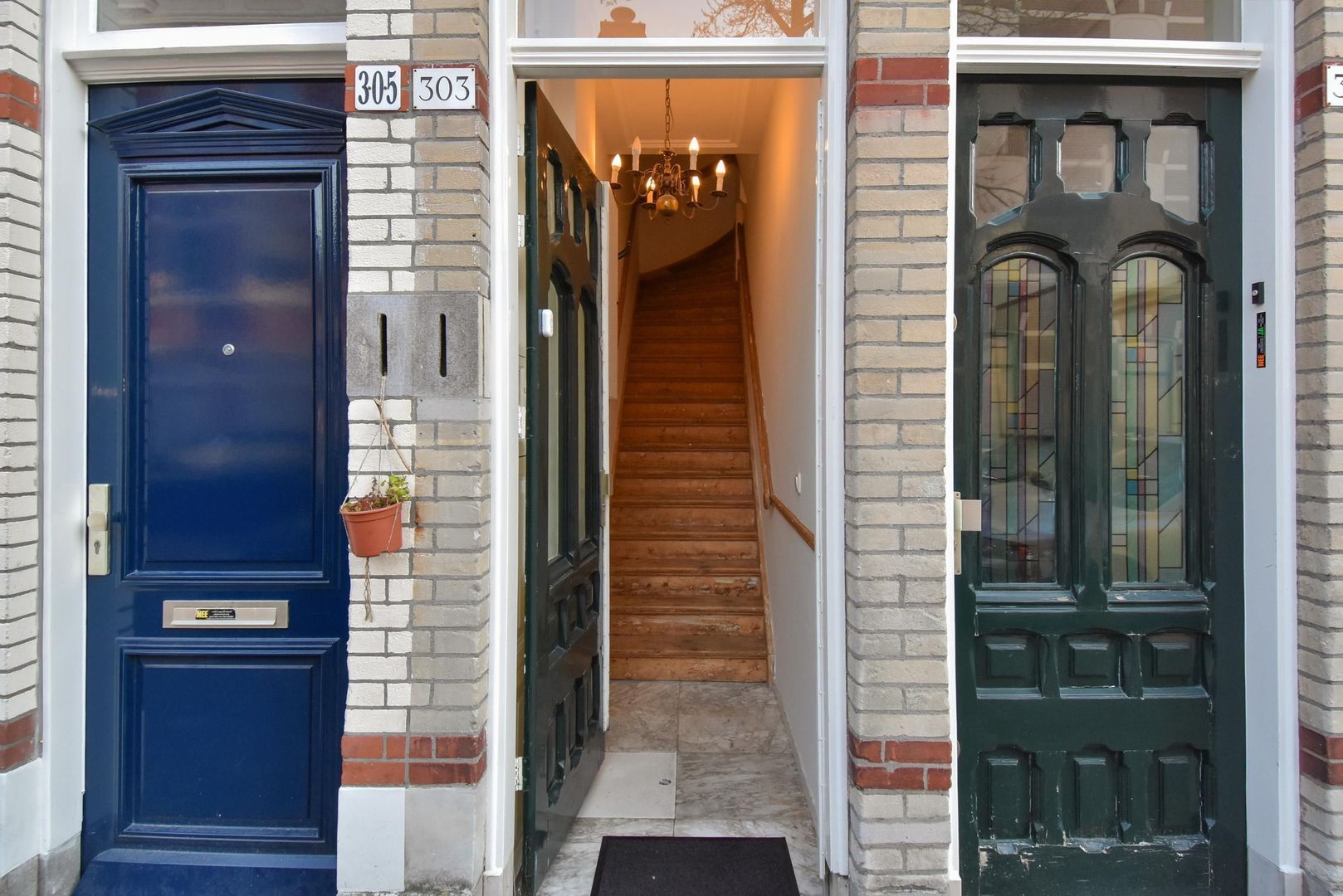 Newtonstraat 303, Den Haag foto-2 blur