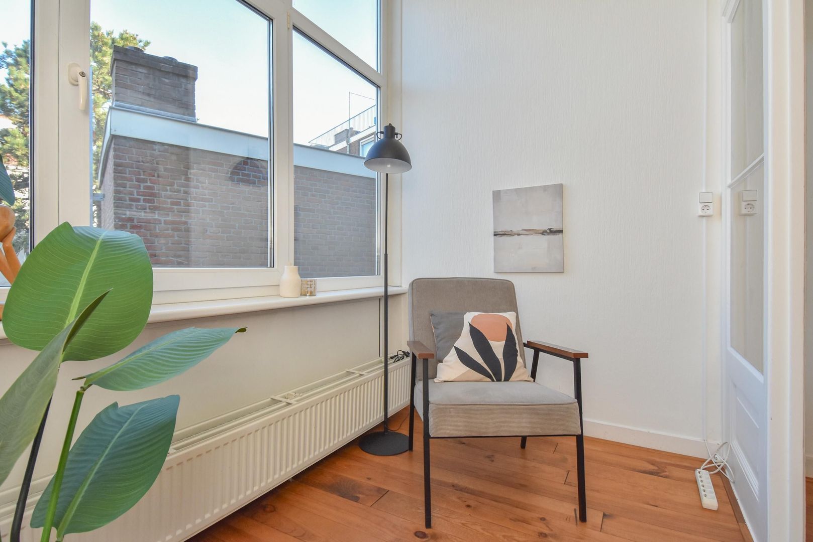 Newtonstraat 303, Den Haag foto-16 blur