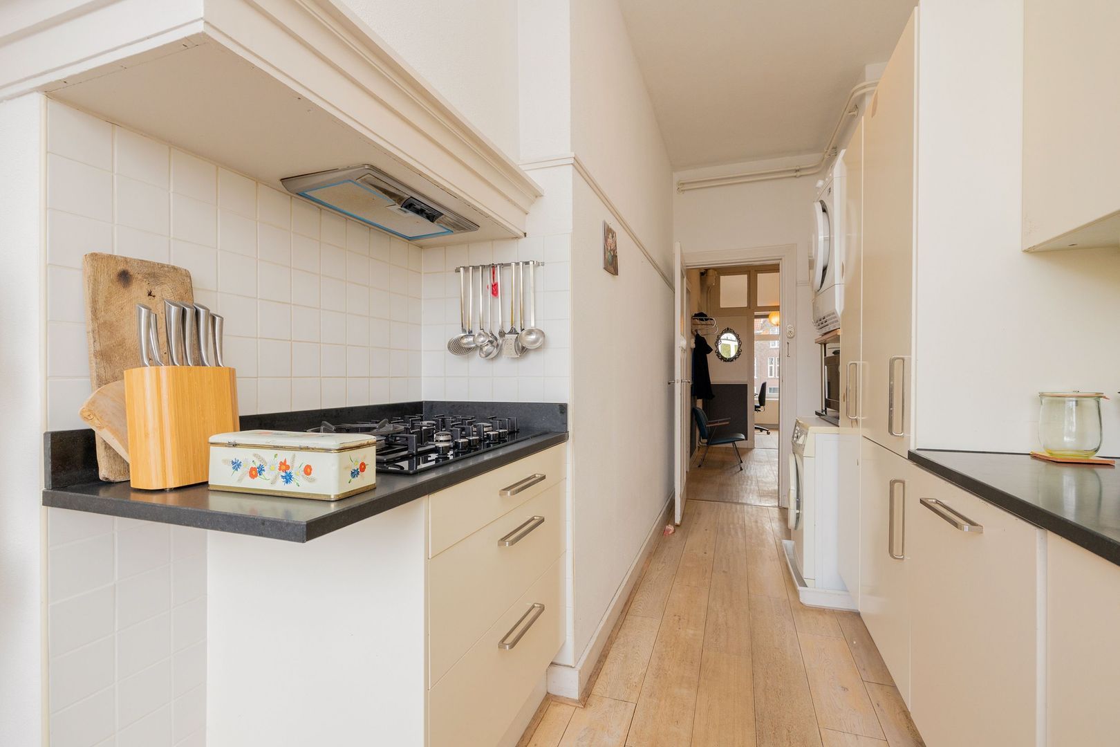 Valkenboskade 587, Den Haag foto-30 blur