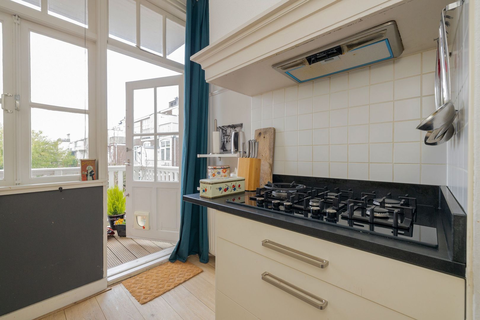 Valkenboskade 587, Den Haag foto-31 blur