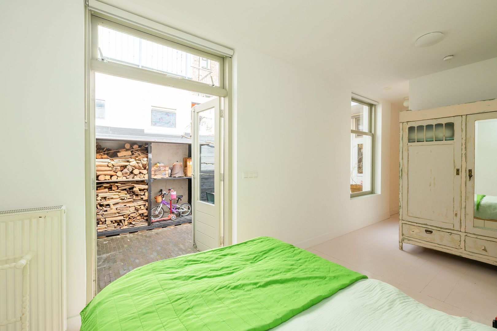 Noorderbeekdwarsstraat 102, Den Haag foto-33 blur