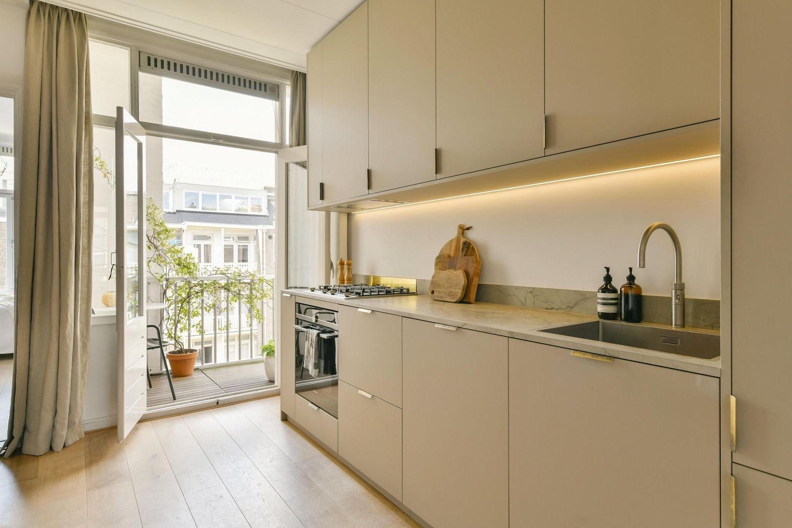 Frederik Hendrikstraat 10 3, Amsterdam foto-9