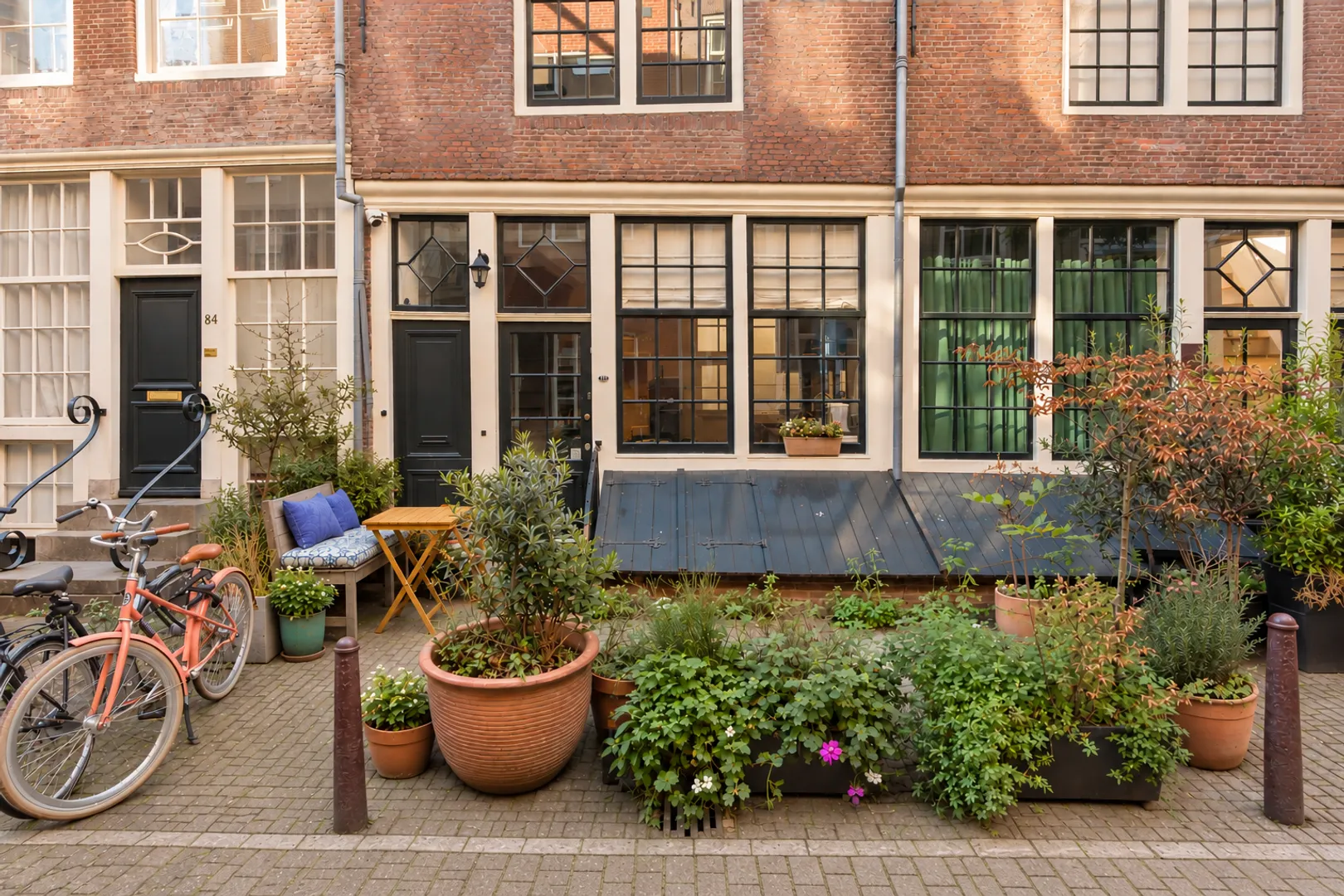 Appartement te koop: Utrechtsedwarsstraat 80H, Amsterdam