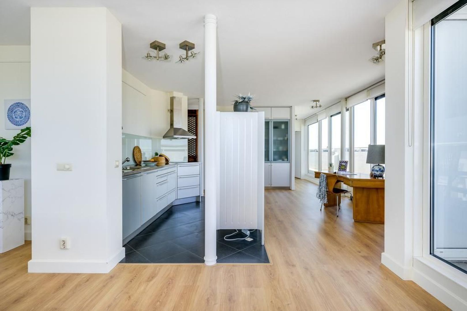 Burgemeester Marijnenlaan 86, Den Haag foto-15