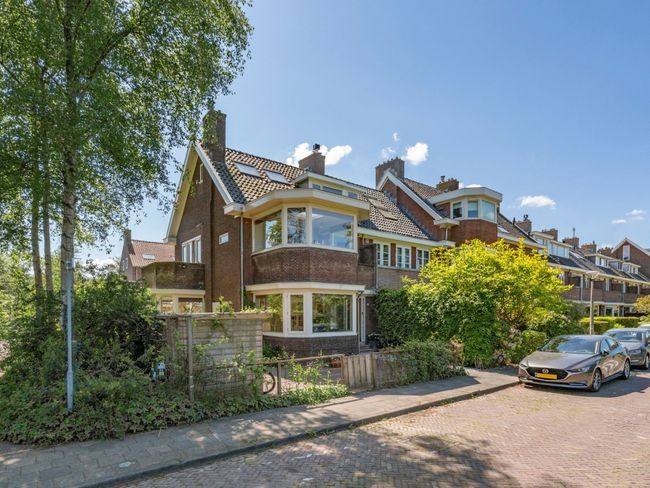 Emmakade 14, Amstelveen