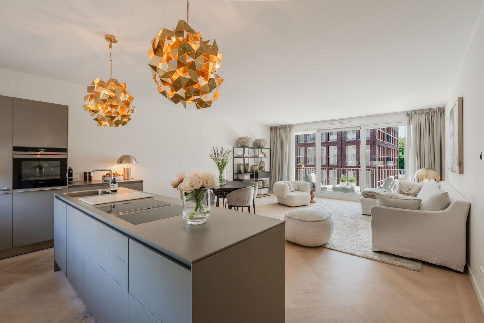 Dora Tamanaplein 61, Amsterdam foto-0