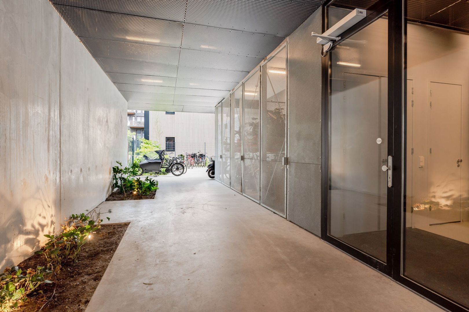 Leen Jongewaardkade 11, Amsterdam foto-24