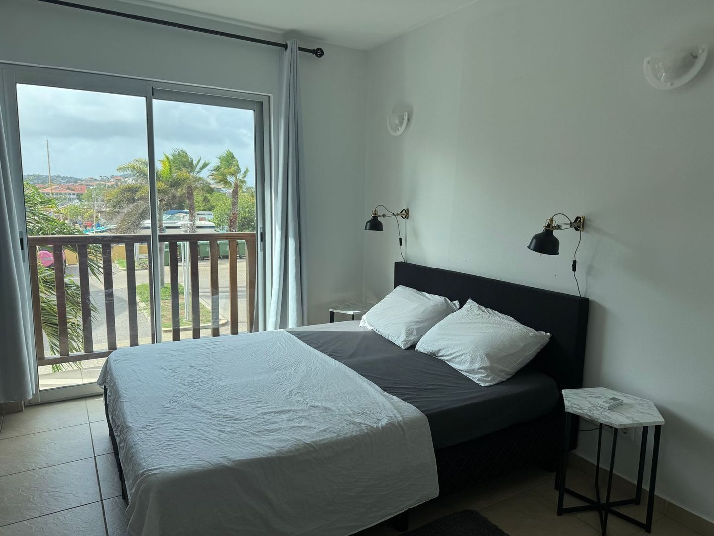 Caracasbaai  2, Jan Thiel foto-11