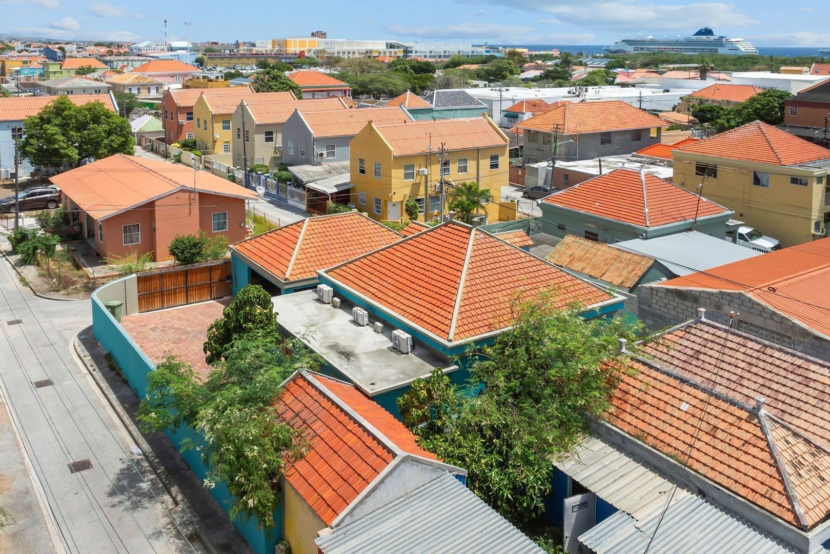 Sumatrastraat  52-54, Otrobanda foto-40