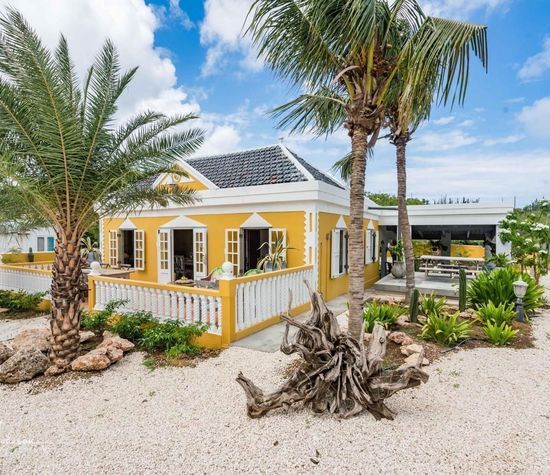 Landhuis Misjé / Weg naar Westpunt, Westpunt