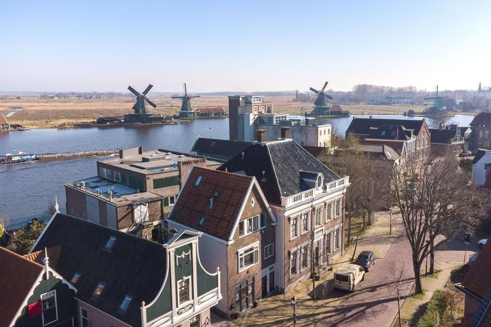 Lagedijk 146, Zaandijk