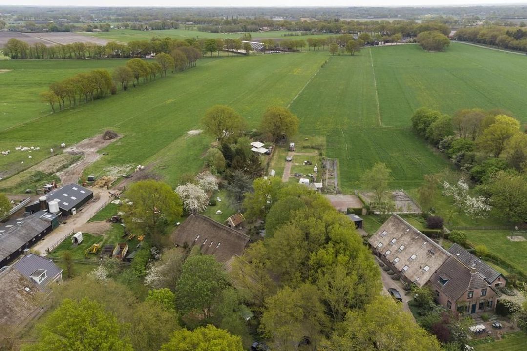 Oud Veeningen 10, Veeningen foto-59