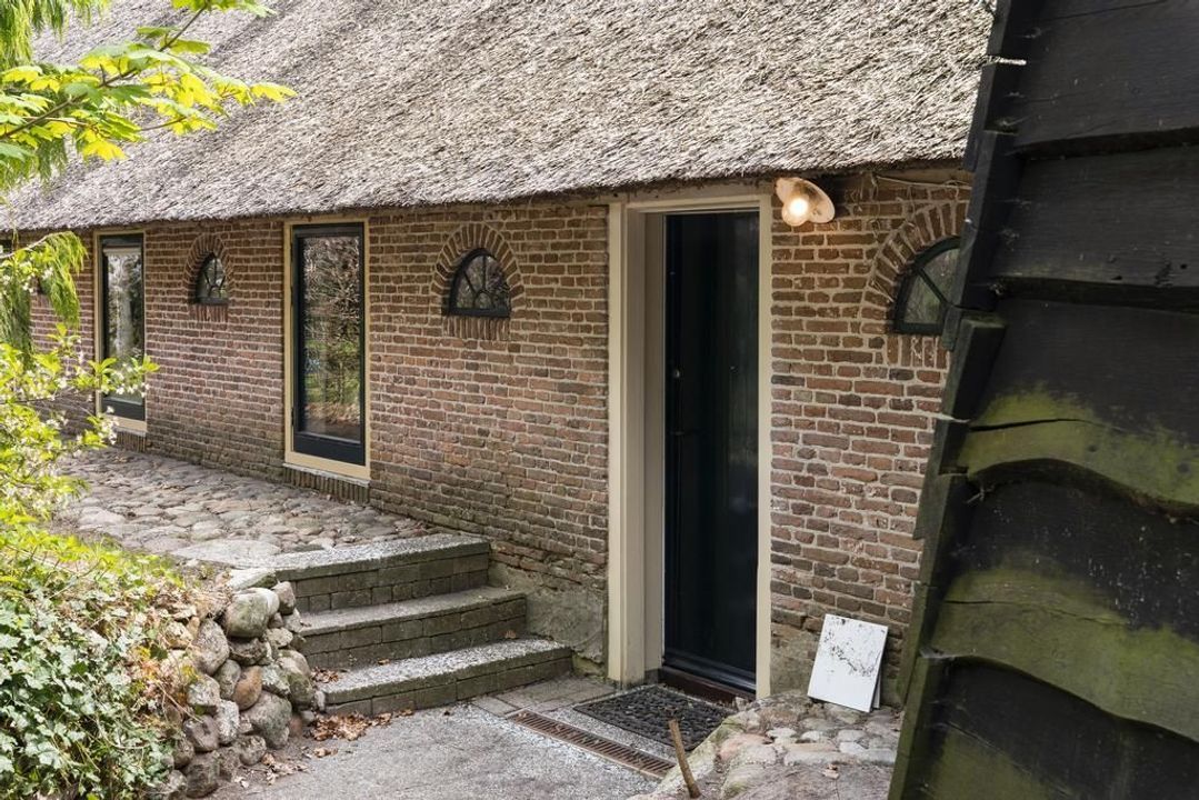 Oud Veeningen 10, Veeningen foto-8