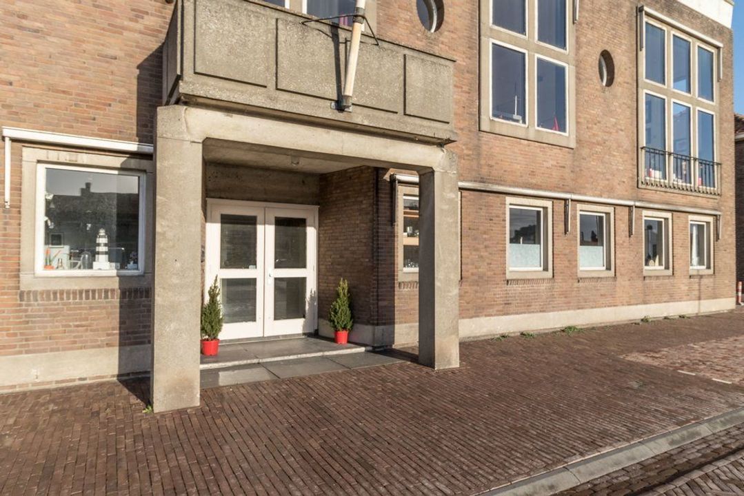 Dorpsplein 9, Schoondijke foto-9
