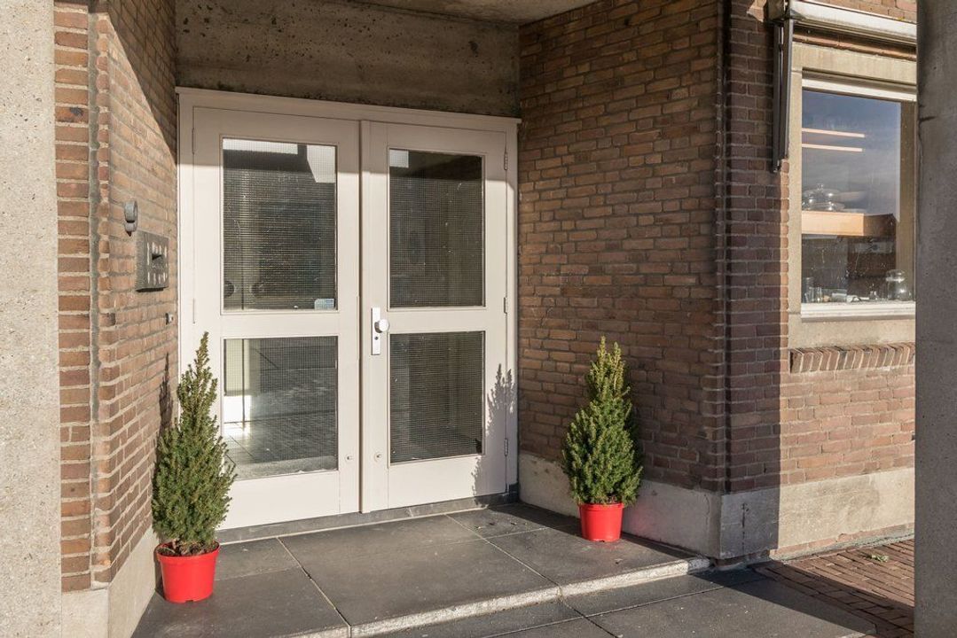 Dorpsplein 9, Schoondijke foto-10