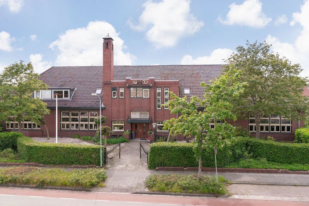 Oudewerfslaan 36, Winschoten foto-2