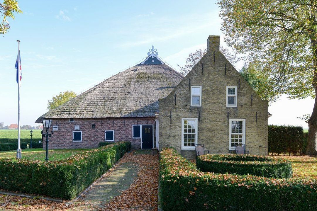 Buren 25, Piaam foto-0