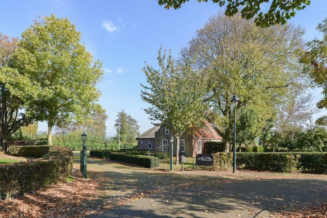 Buren 25, Piaam foto-3