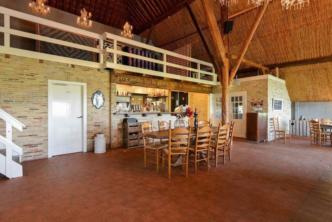 Buren 25, Piaam foto-19