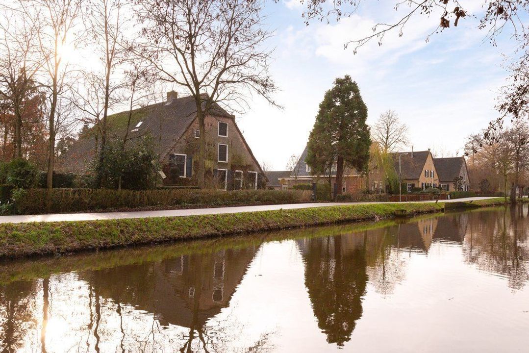 Graafdijk-oost 6, Molenaarsgraaf foto-1