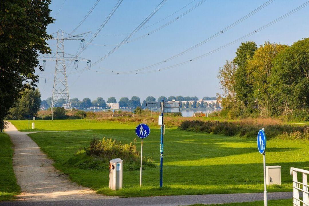 Joris Ivenslaan 2, Almere foto-58