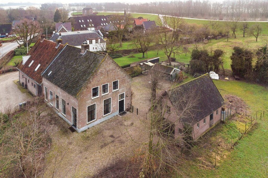 Pluimenburgsestraat 2, Dodewaard foto-47
