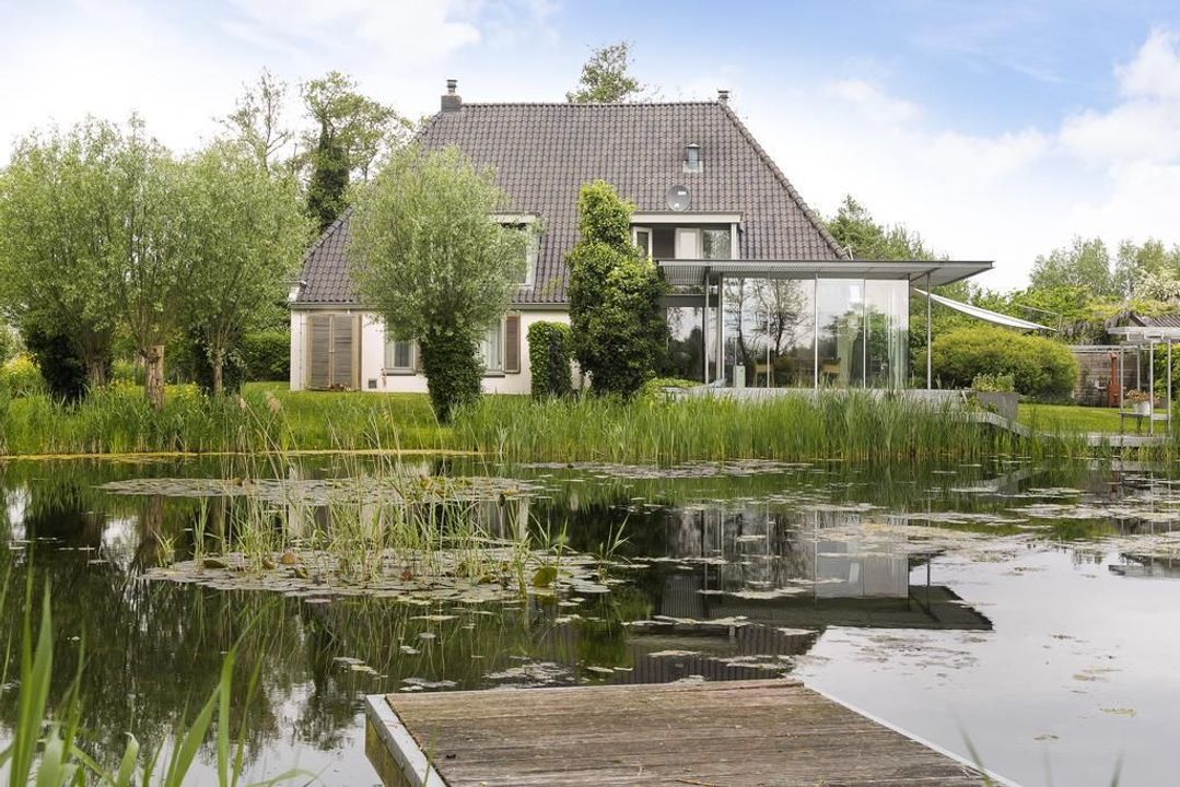 Suorein 6, Grou foto-2