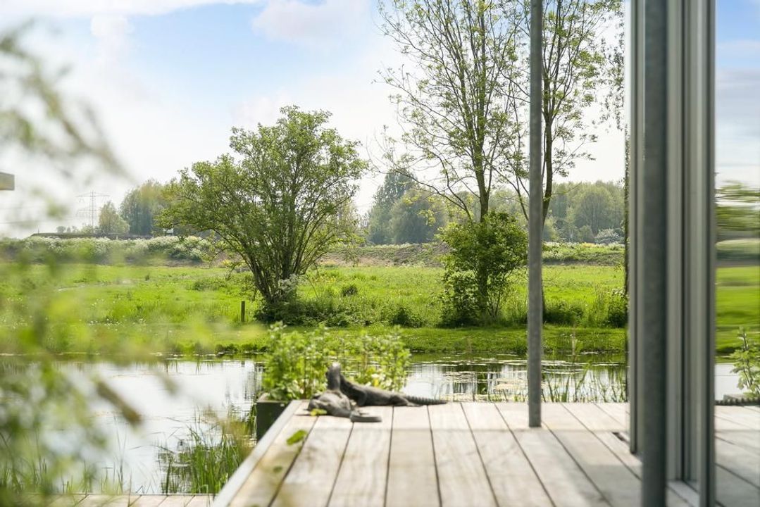 Suorein 6, Grou foto-13